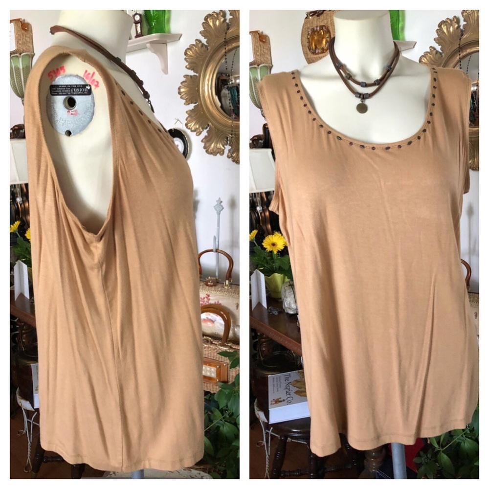 Camel Tank Top - Picture 4 of 5